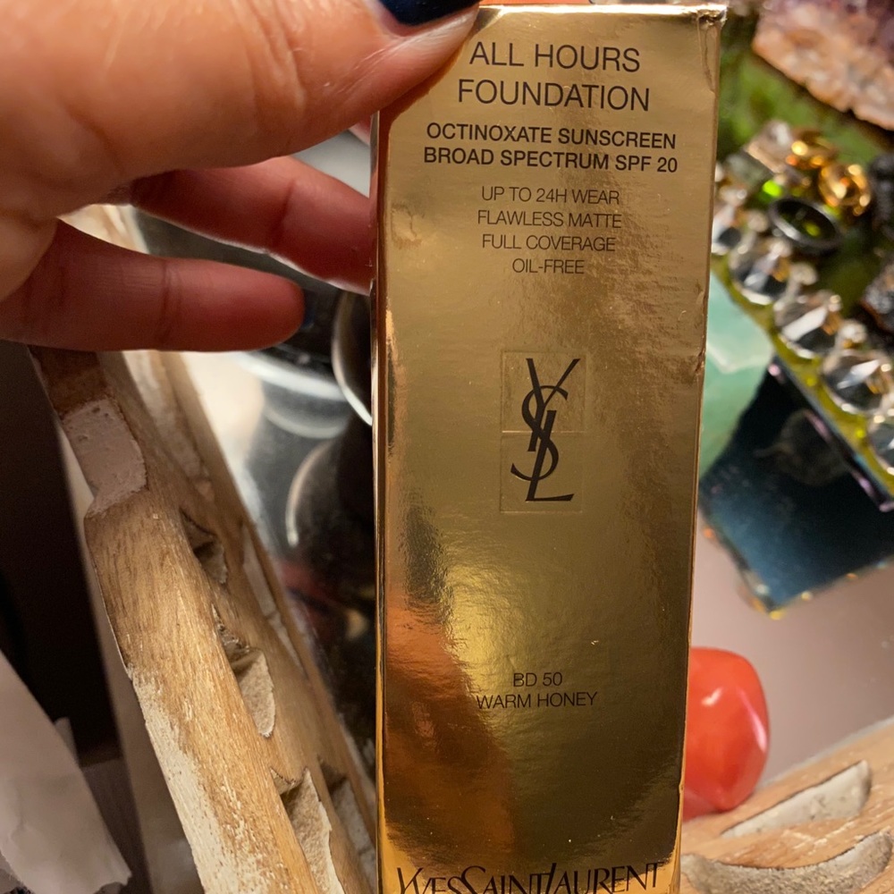 Yves Saint Laurent expires 10/20